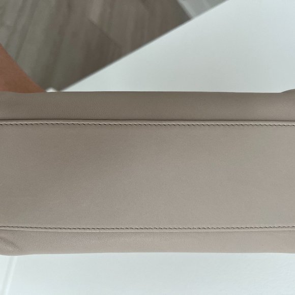 Brand New Fendi Mini Peekaboo bag - Picture 4 of 13